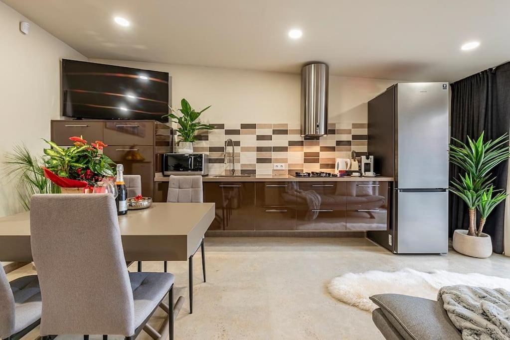2 Min From The Sea Pool, Comfort And Free Wifi Miami Playa Екстериор снимка
